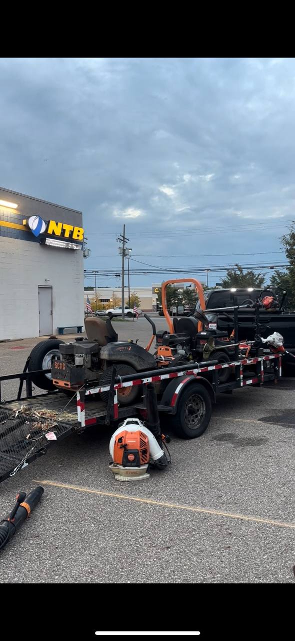 Commercial lawn care equipment and trailer